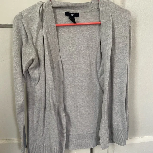 Gray cardigan - Picture 1 of 1